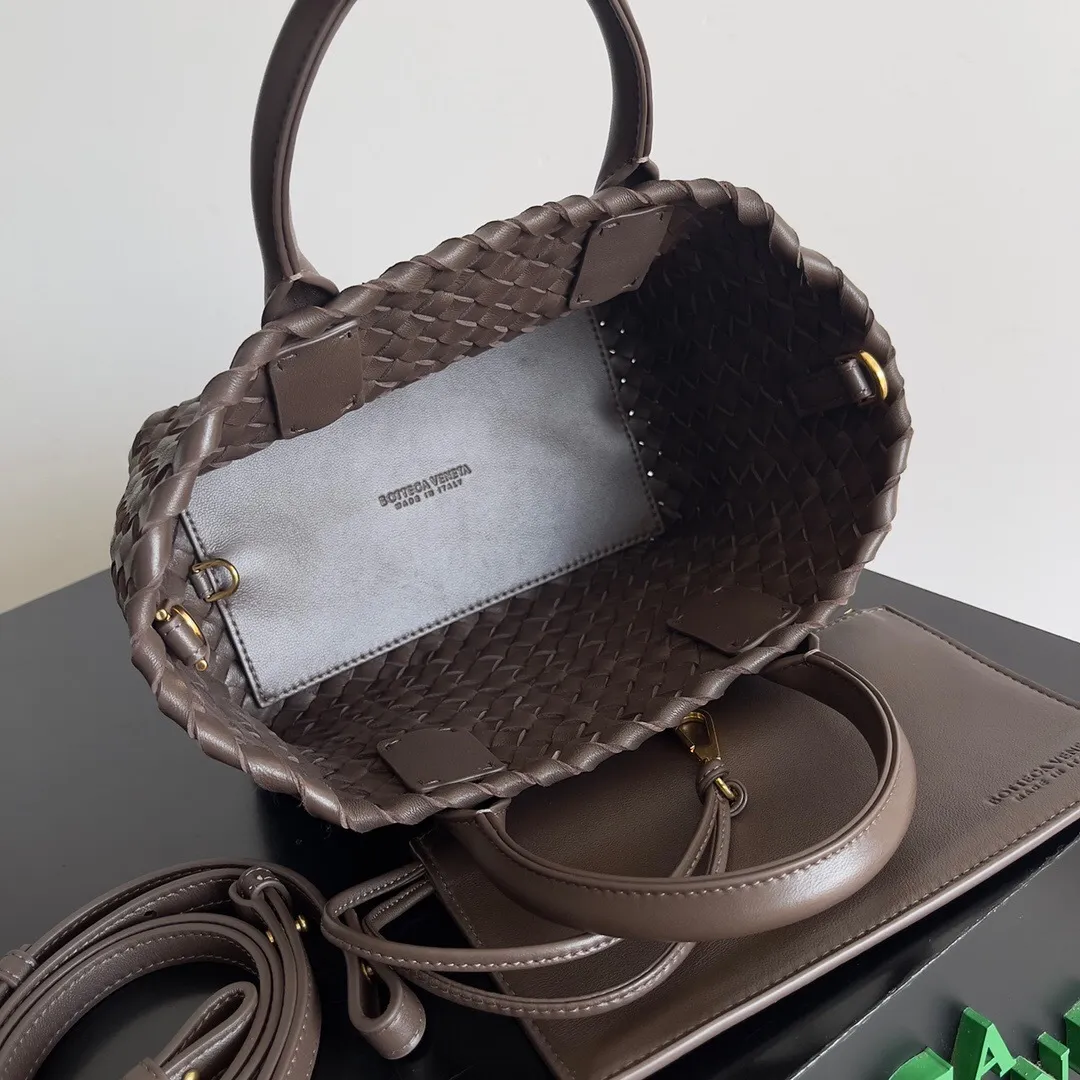 All categories 💚 Authentic bags 💚 BV 2025 new BV handbags